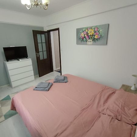 Boutique City Retreats Apartments Яссы Экстерьер фото