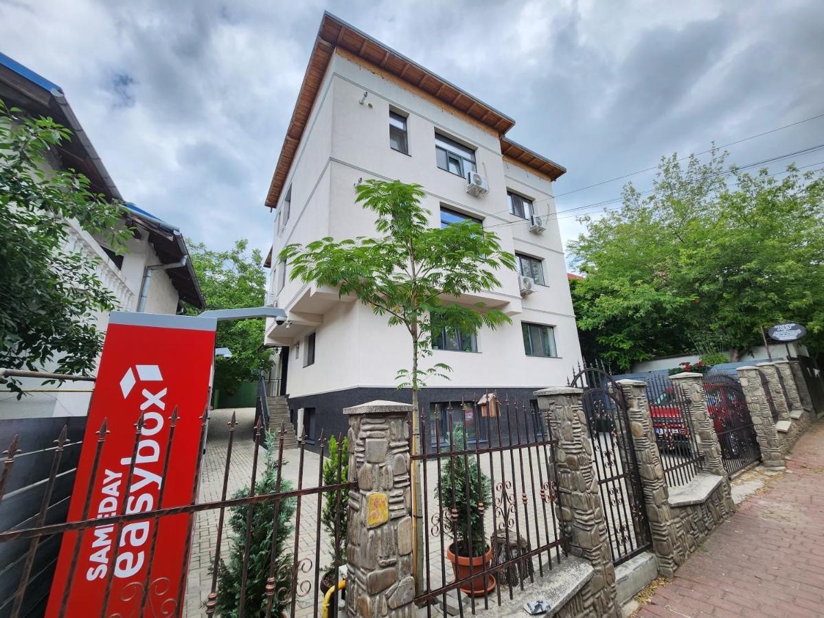 Boutique City Retreats Apartments Яссы Экстерьер фото