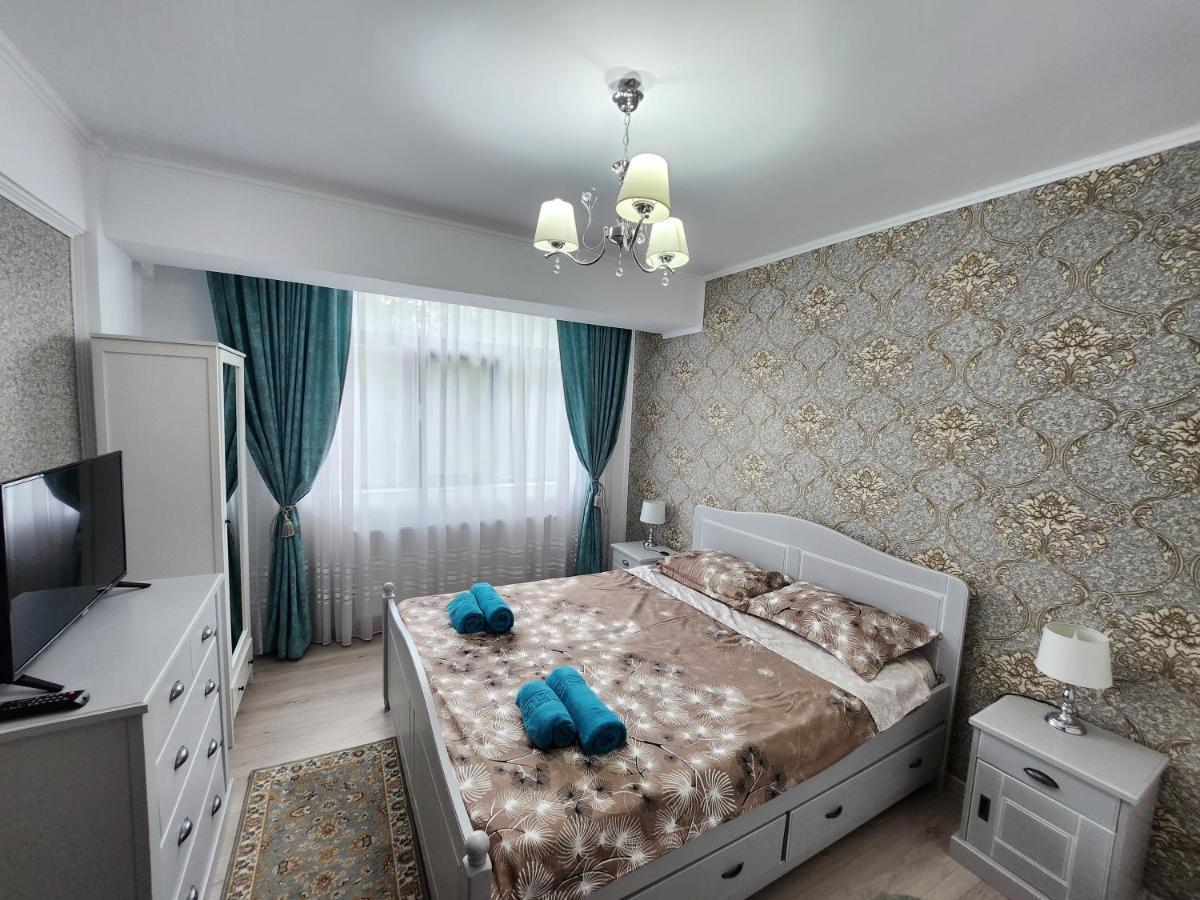 Boutique City Retreats Apartments Яссы Экстерьер фото