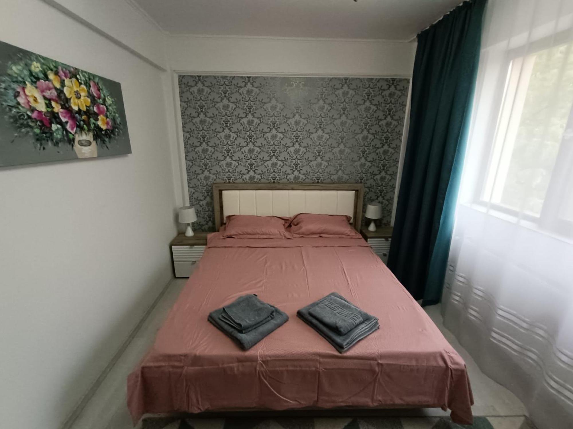 Boutique City Retreats Apartments Яссы Экстерьер фото